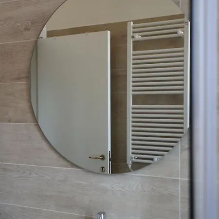 アパート Vatican Jacuzzi House *
