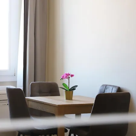 Vatican Jacuzzi House Rome