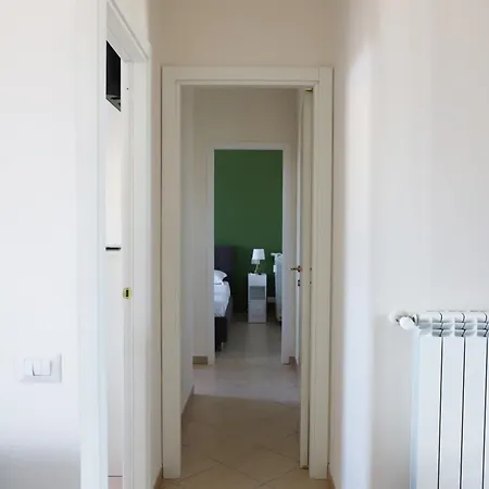 Vatican Jacuzzi House *